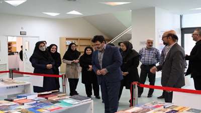 افتتاح چهارمین نمایشگاه کتب اهدایی کتابخانه مرکزی و مرکز اسناد به مناسبت هفته کتاب و کتابخوانی